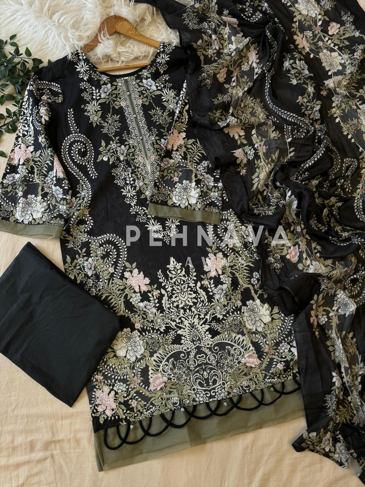 Floral neckline suit with dupatta