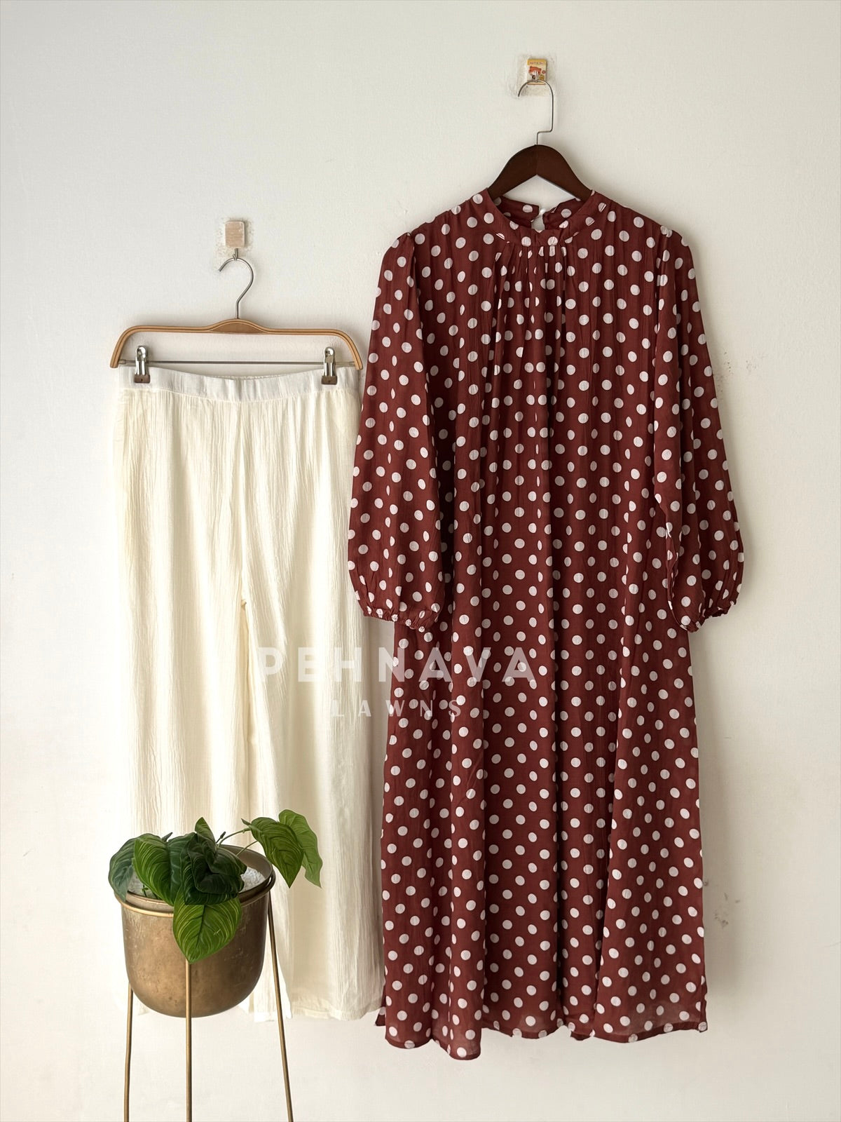 Polka Dot Printed Imported Suit 6176