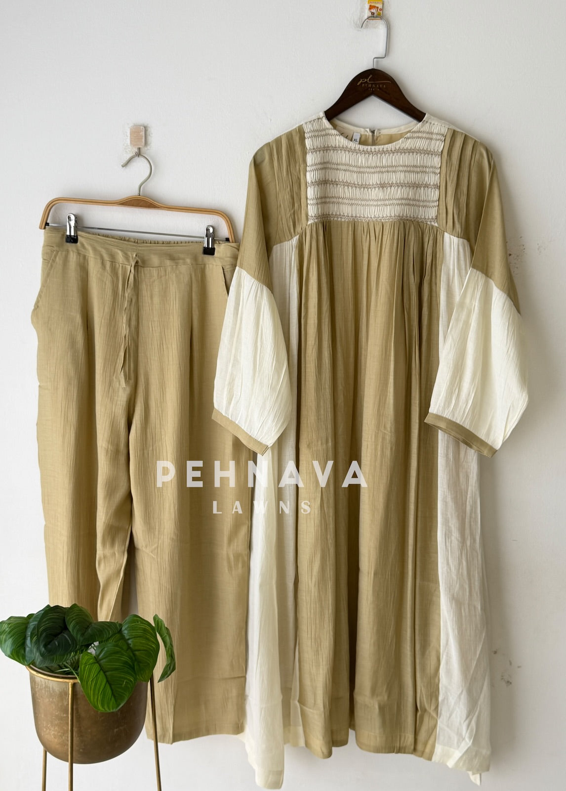 Colour-Blocked Flared Co-ord Set 2197