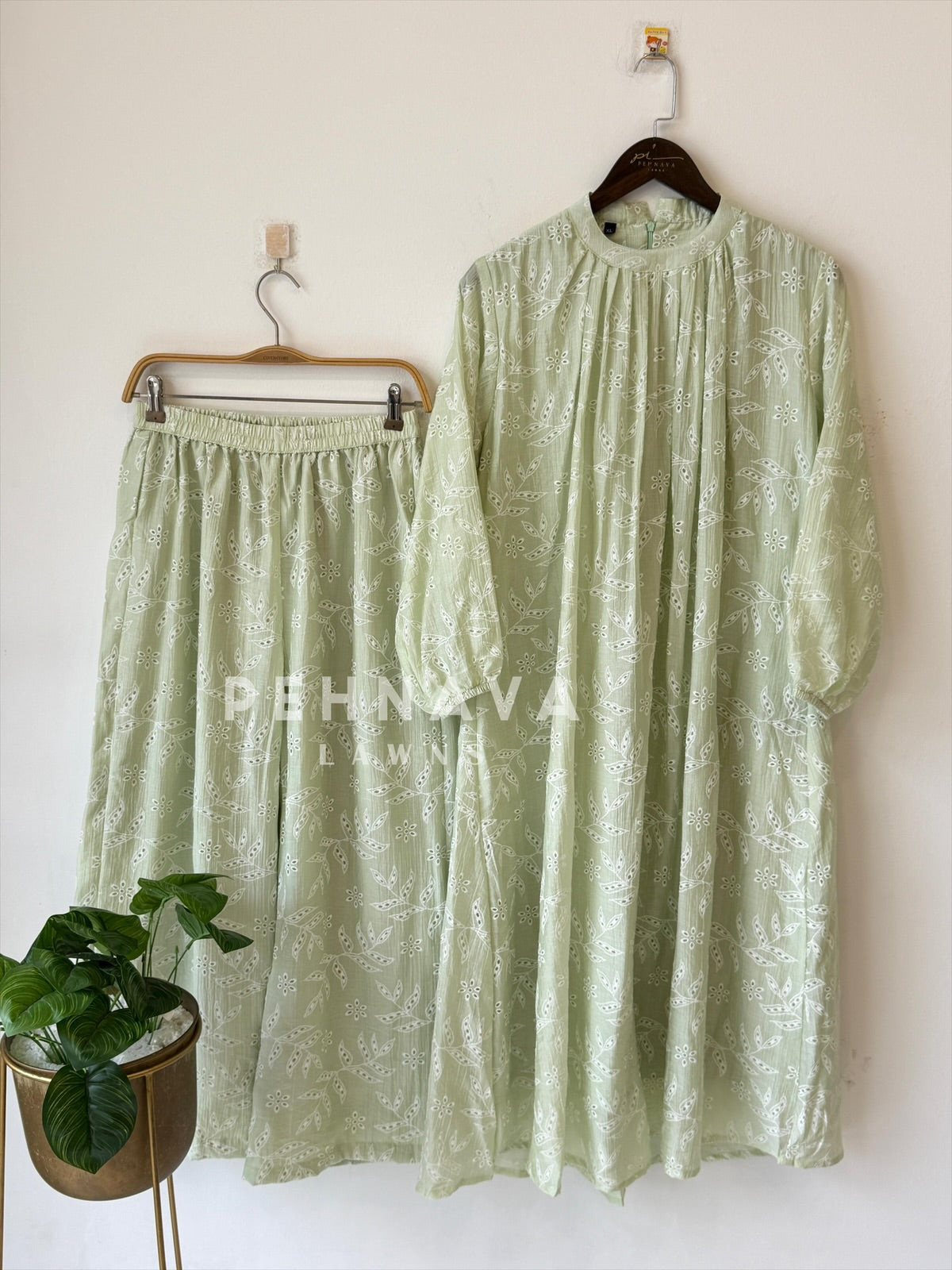 Soft Floral Embroidery Set-4192