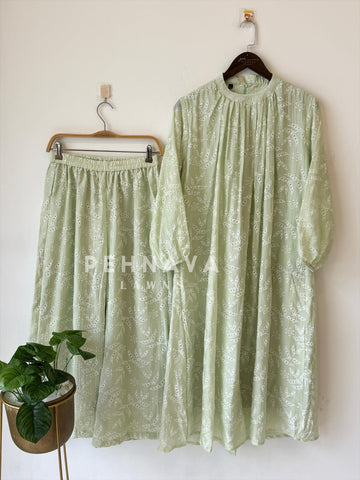 Soft Floral Embroidery Set-4192