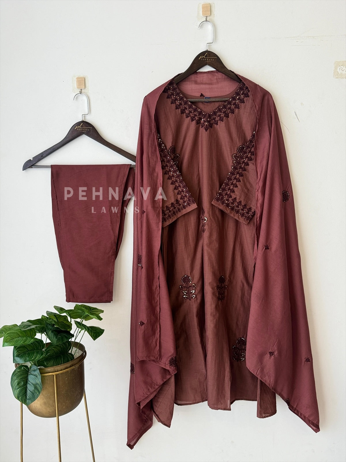 Chanderi Embroidered Suit Set 3220 - Pehnava Lawns