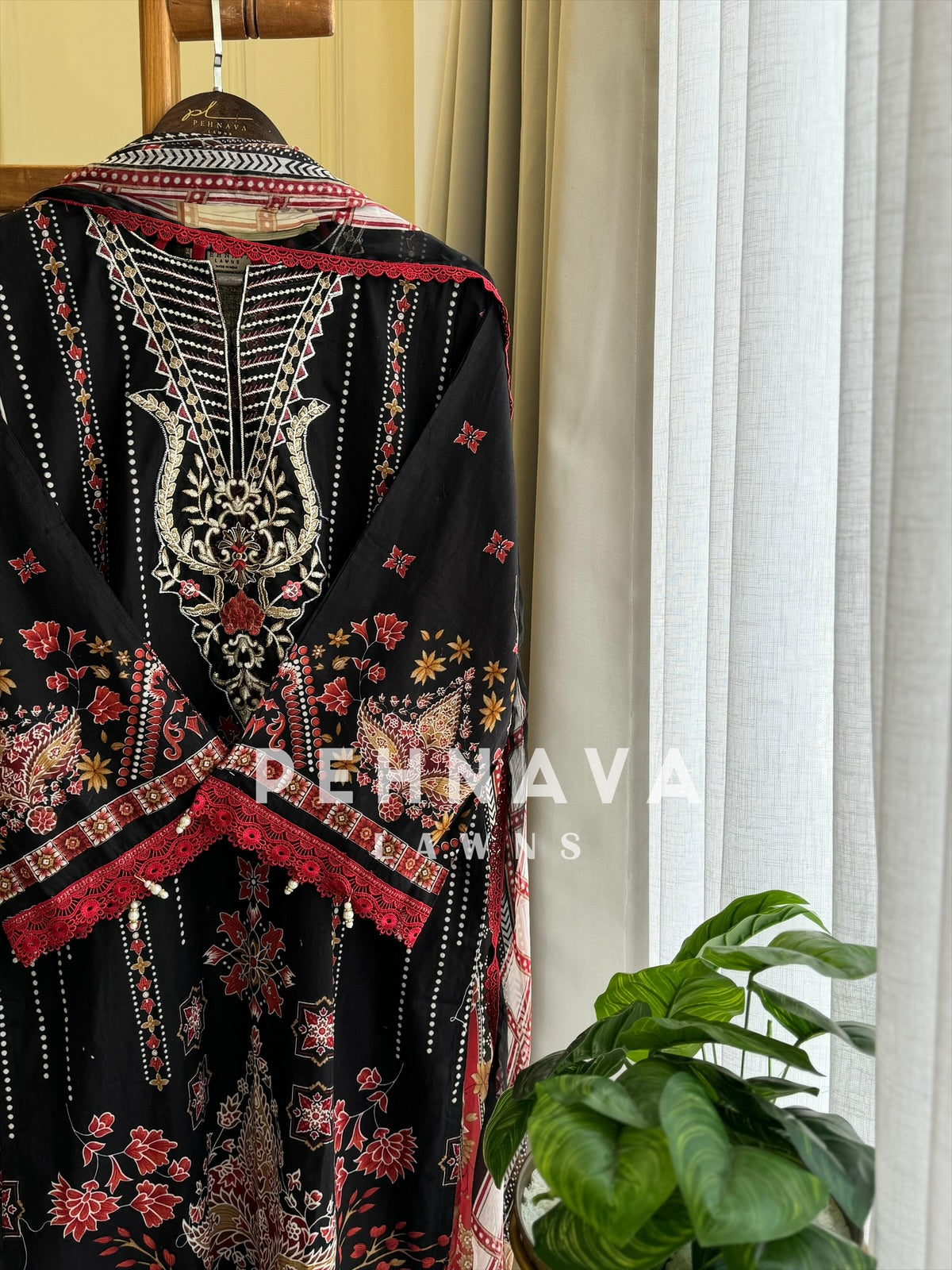 Classic Pakistani Lawn Suit