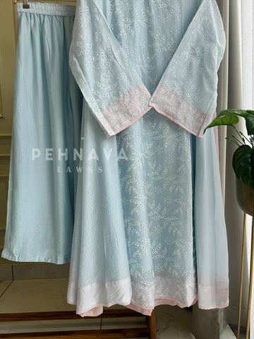 Soft Floral Embroidery Set