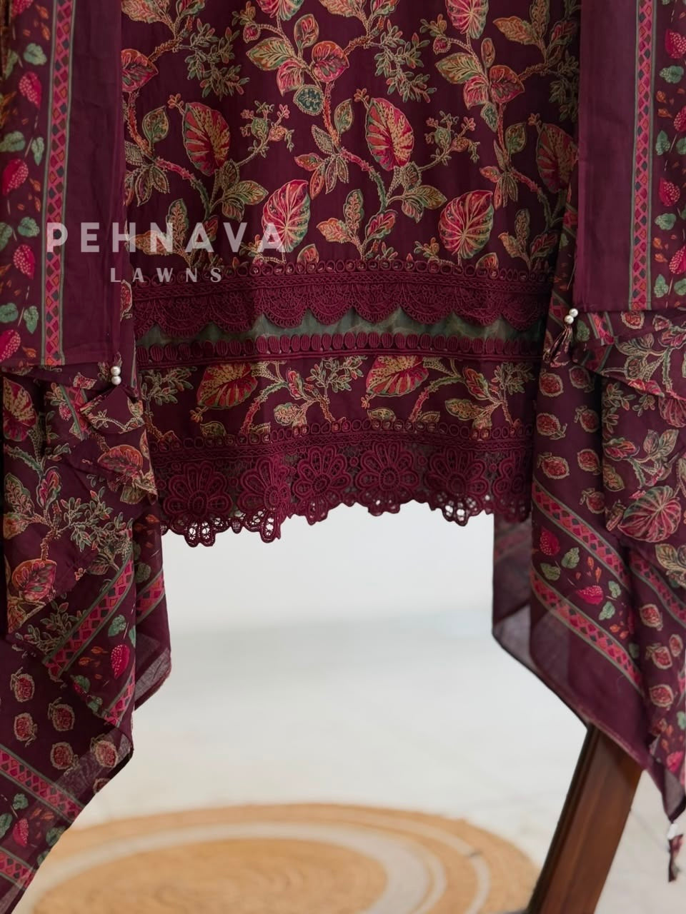 Lace Trimmed Printed Suit Set 253