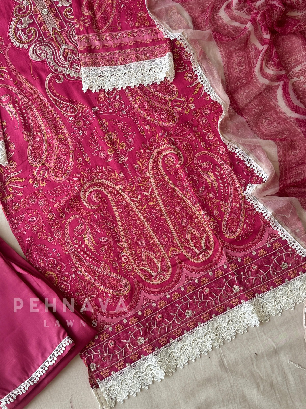 Pink Lace Suit Set-AZ-1276-B - Pehnava Lawns