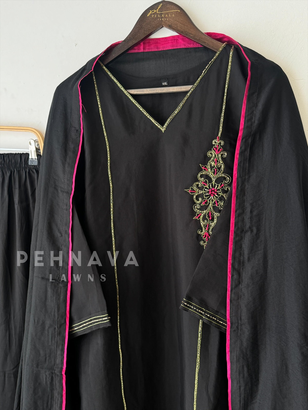Handworked panel cut Chanderi Suit-3508 - Pehnava Lawns