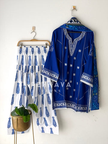 Embroidered Farshi Salwar-LRC 345