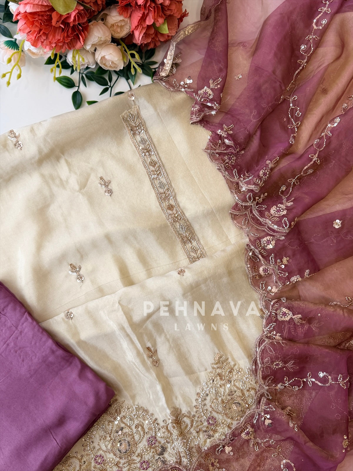 Tissue Handworked Unstitched Suit BDF96