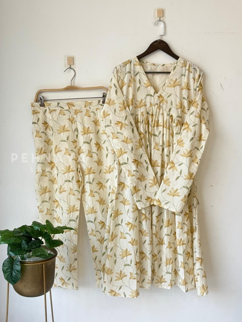 Floral Cotton  Attire - Pehnava Lawns