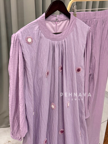 Halter neck Noodle Embroidered Suit 5006