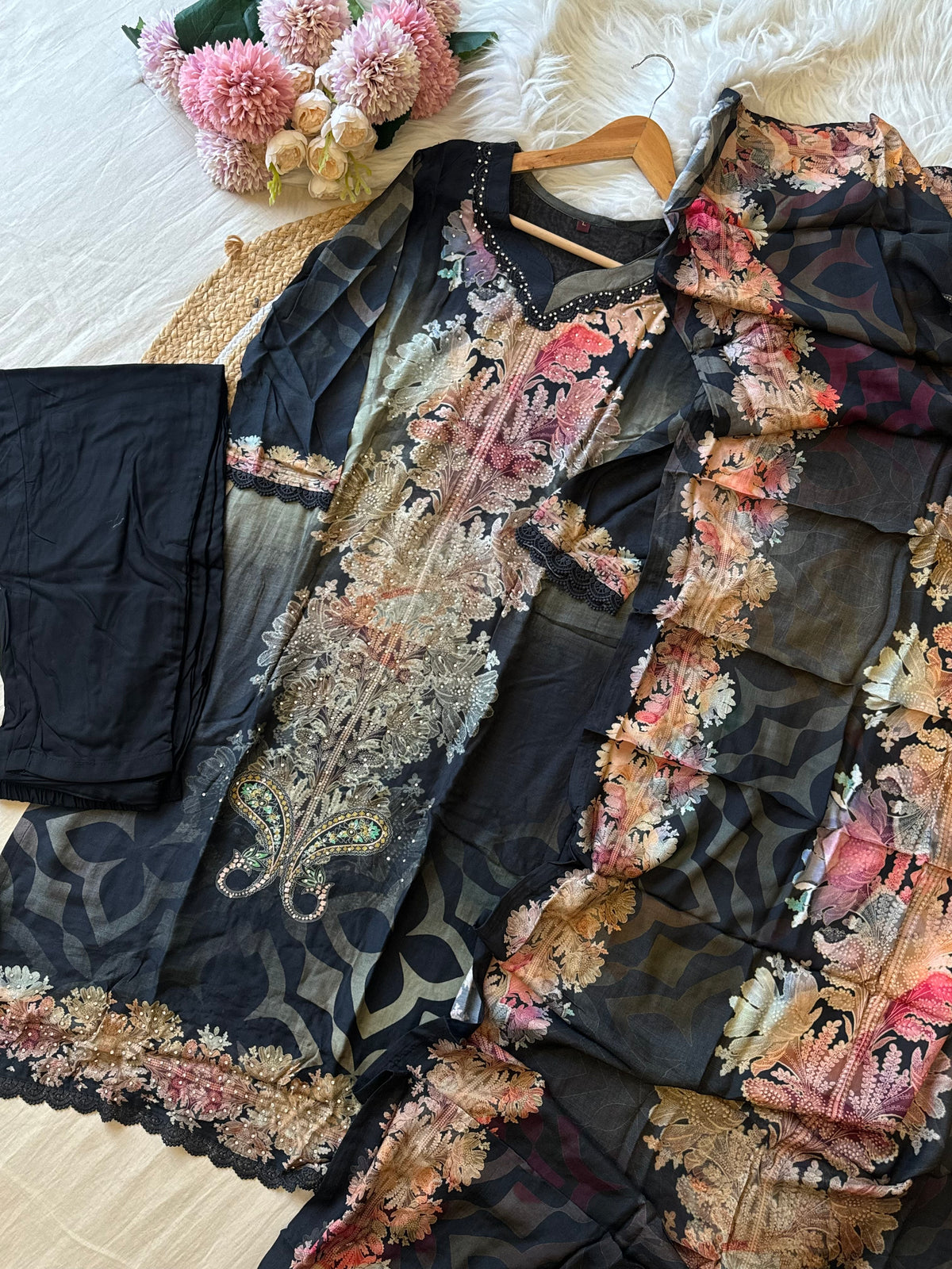 Muslin Hand detailed suit -M75