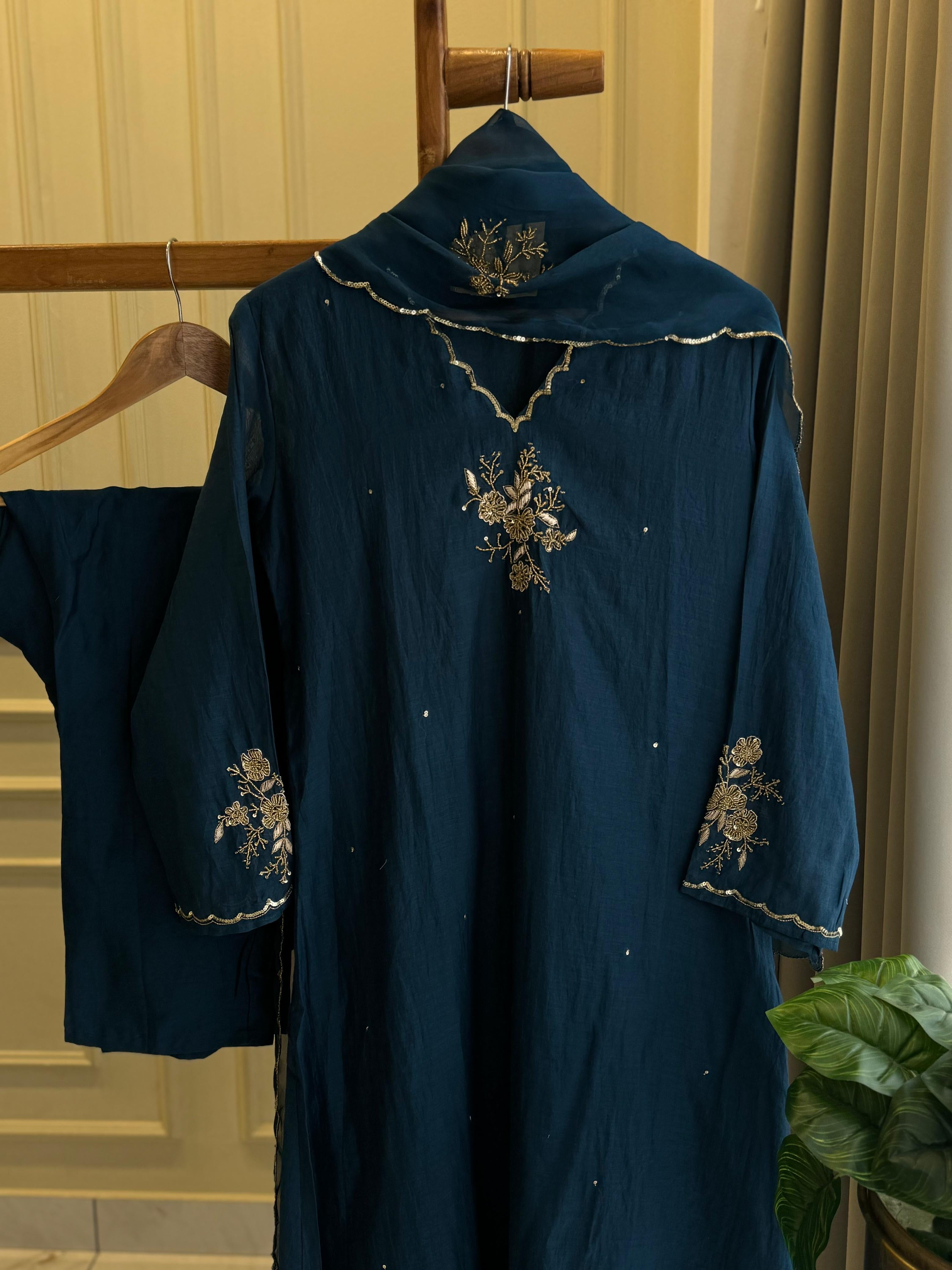 Premium Handworked Pure Mul-chandheri Suit