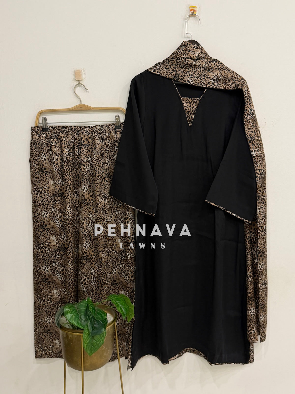 Minimal Animal Printed Three Piece Suit