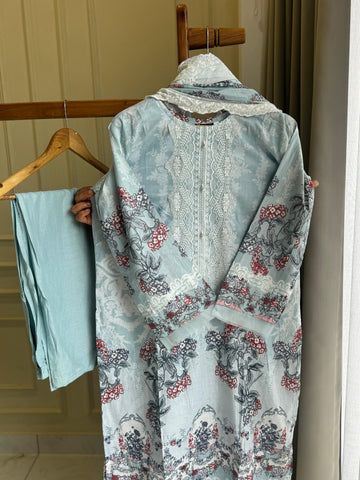 Embroidered Floral Pakistani Suit-1