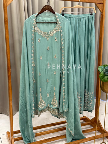 Premium Chinnon Handworked Ensemble-U4308