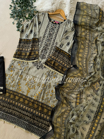 Beige and Floral Delighted Paksuit