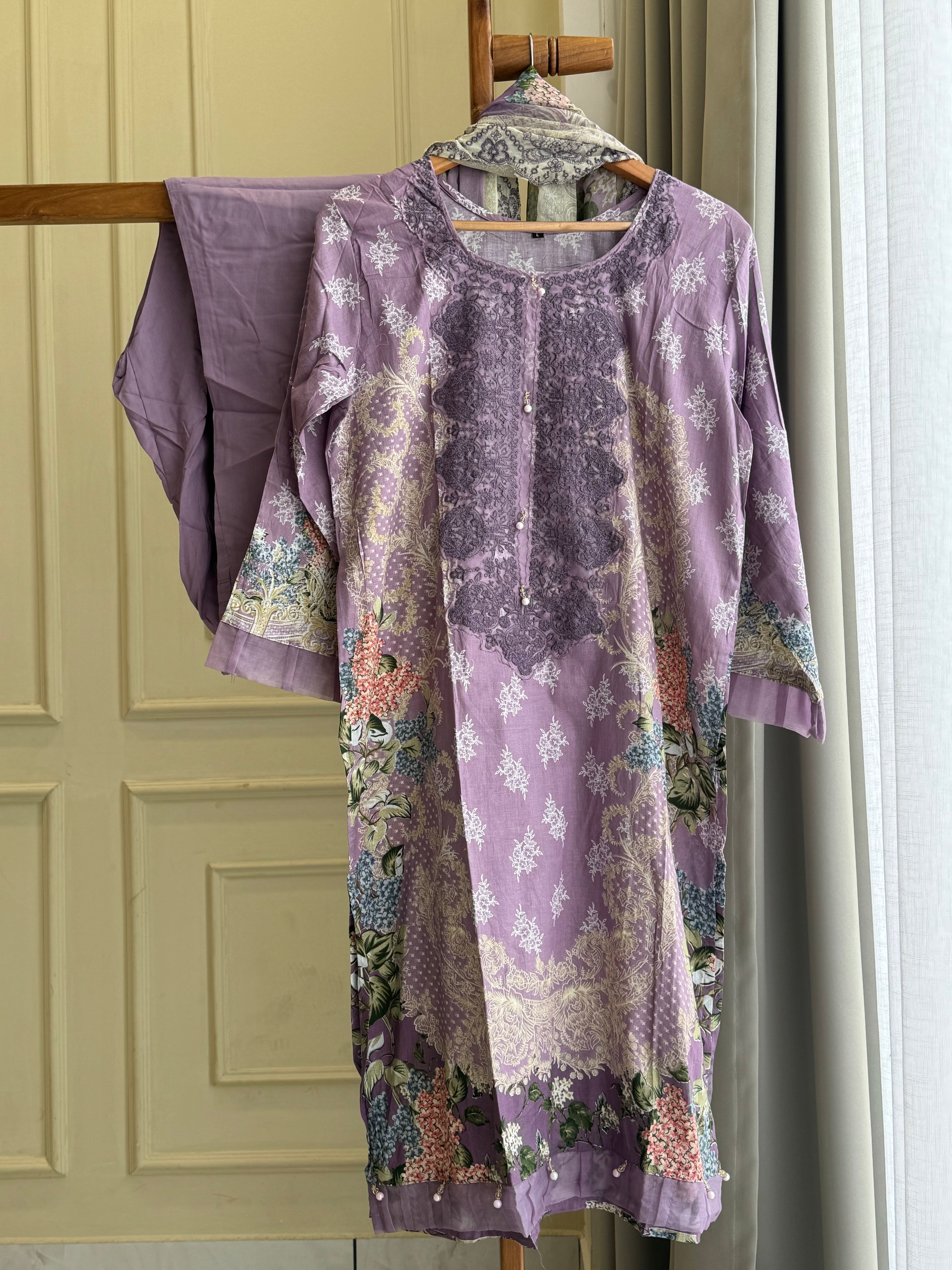 Pakistani printed suit ft-Cutwork embroidered dupatta-04