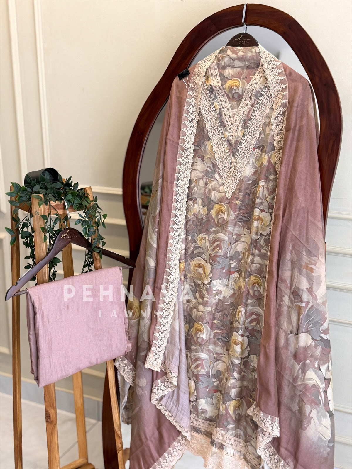 Muslin Floral Printed Suit