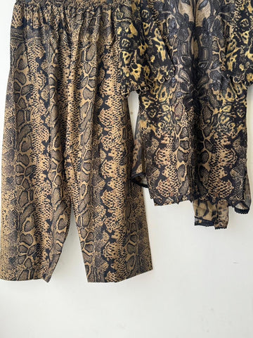 Floral Printed Ethnic Pak-Suit Ft. Chiffon/Cotton Dupatta-1456