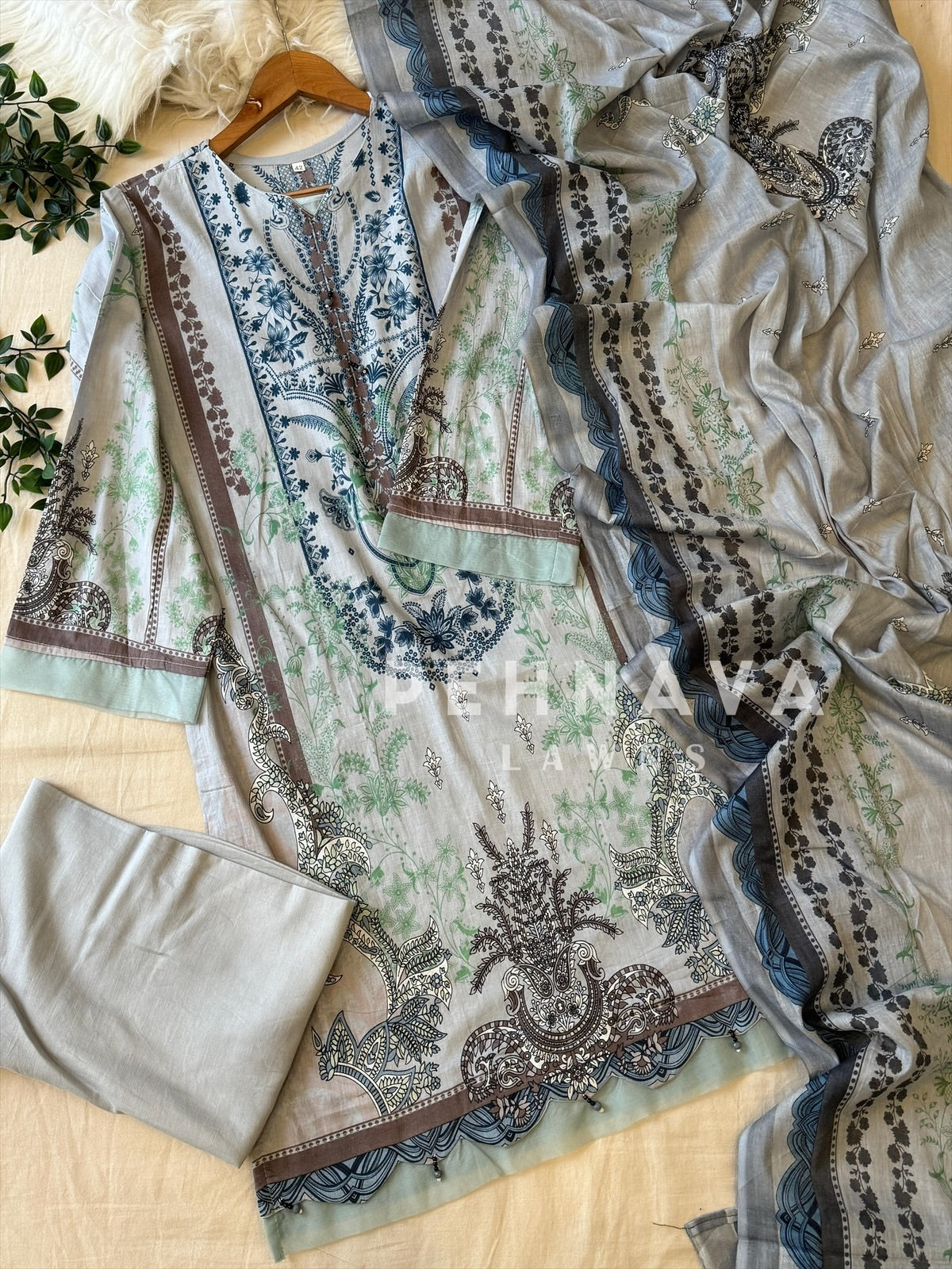 Floral neckline suit with dupatta
