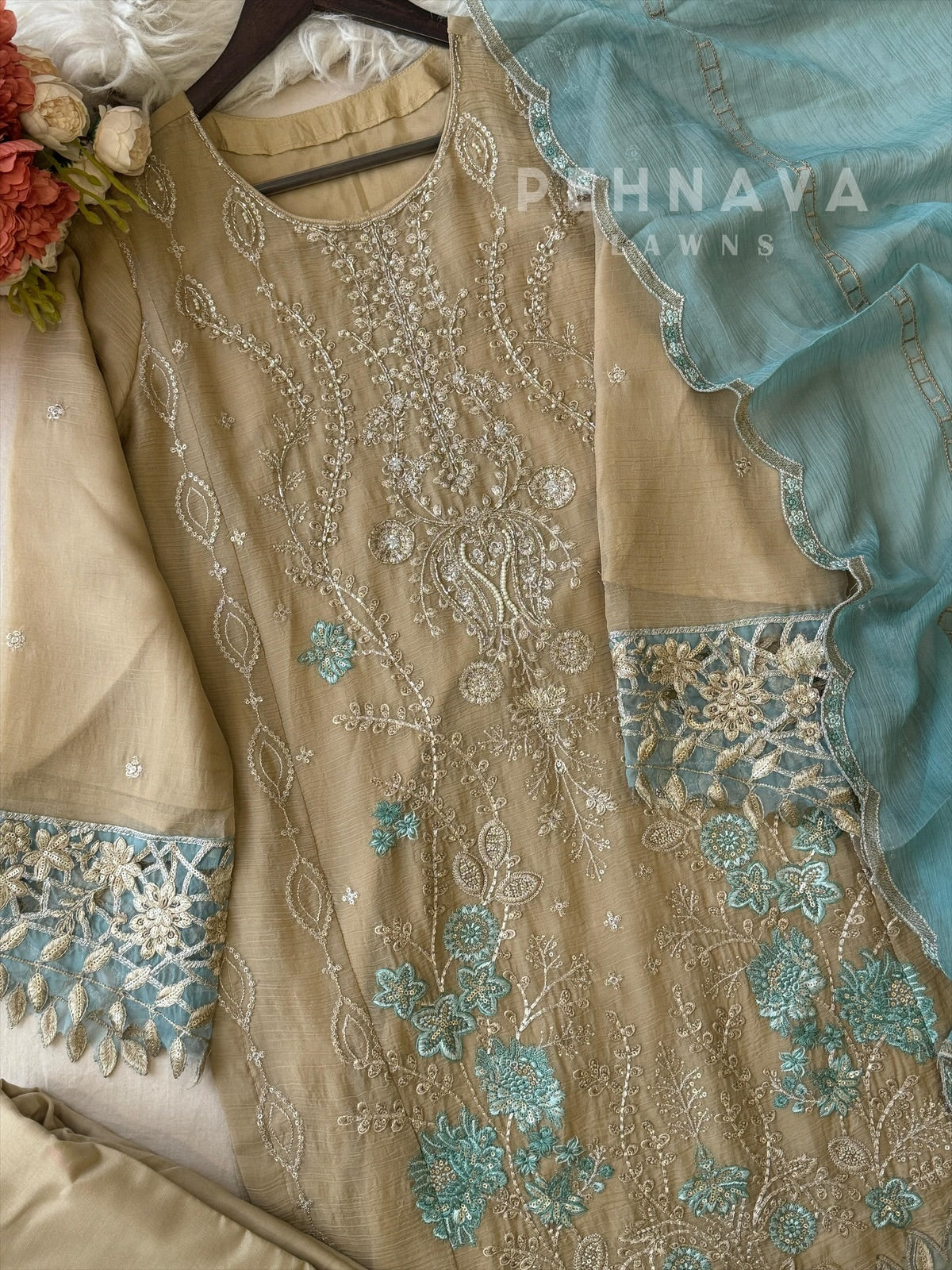Floral Embroidered Chiffon Suit 6454 - Pehnava Lawns