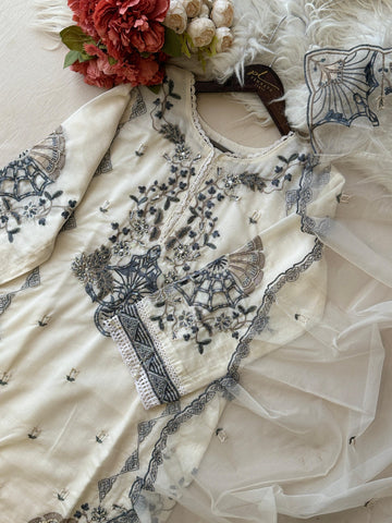 Embroidered Suit Set 1043