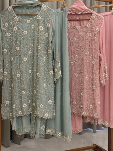 Heavy Handworked suit with sharara-9067