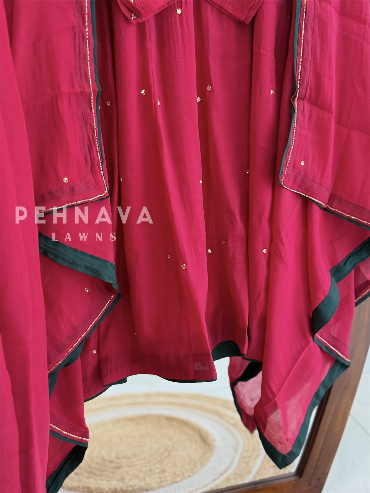 Handworked Neck Suit Set H-311