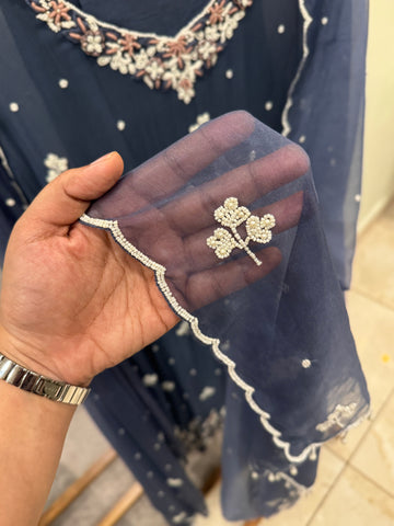 Pearl and thread embroidered comfy pire organza suit-09