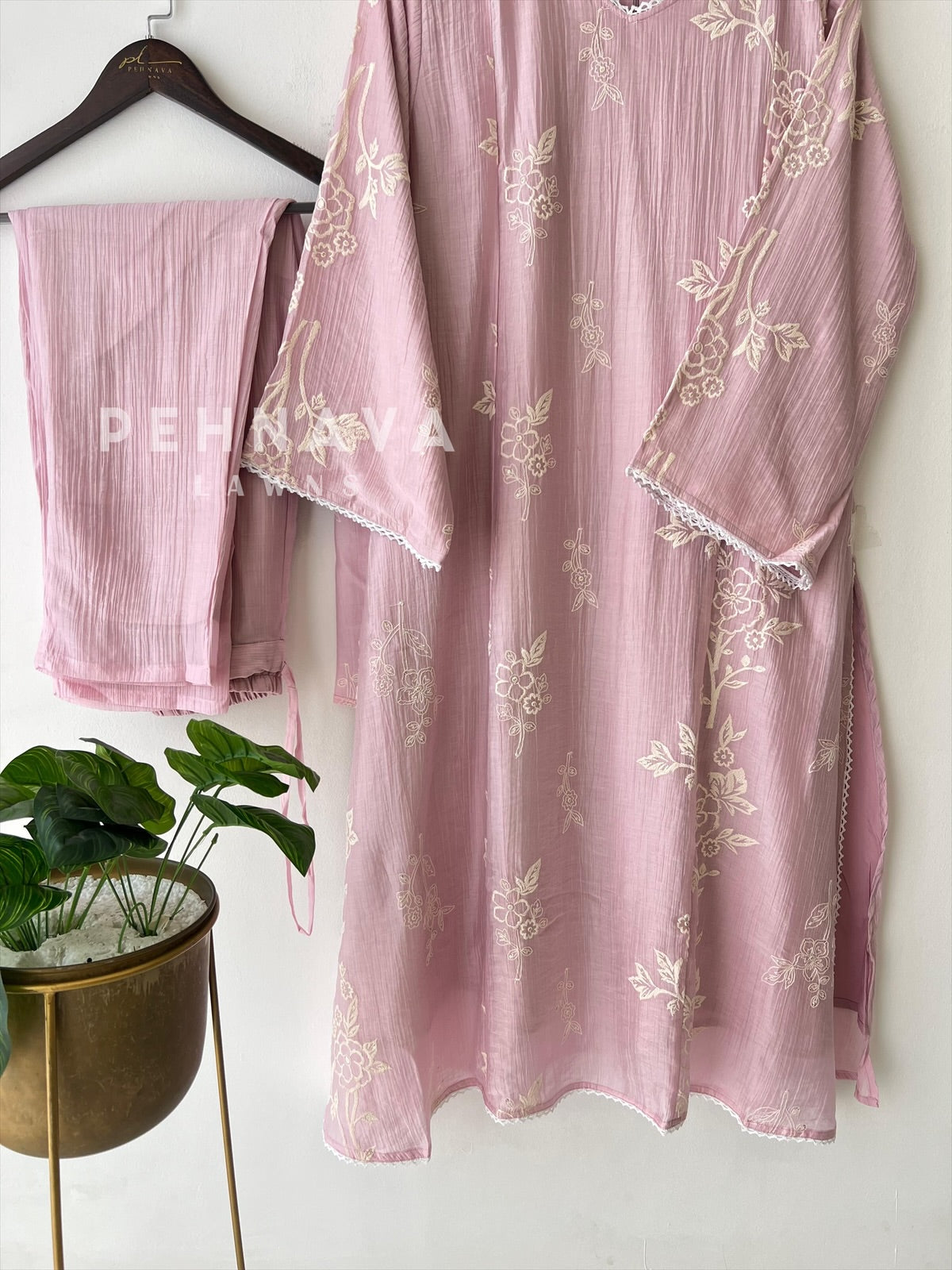 Floral Vine Embroidered Suit-4106