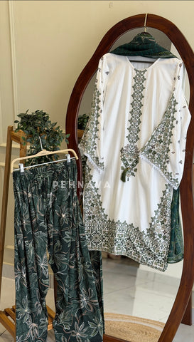 Floral Embroidered Farshi Salwar