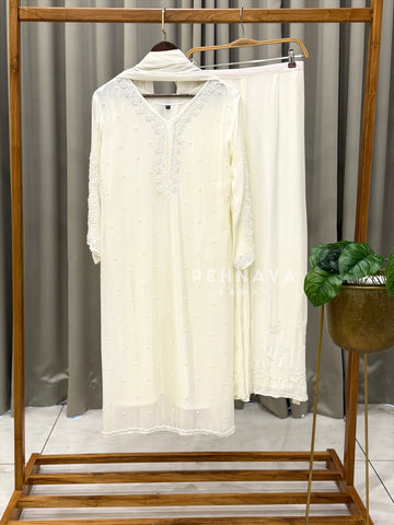 Premium Handworked Chinnon Ensemble 8802