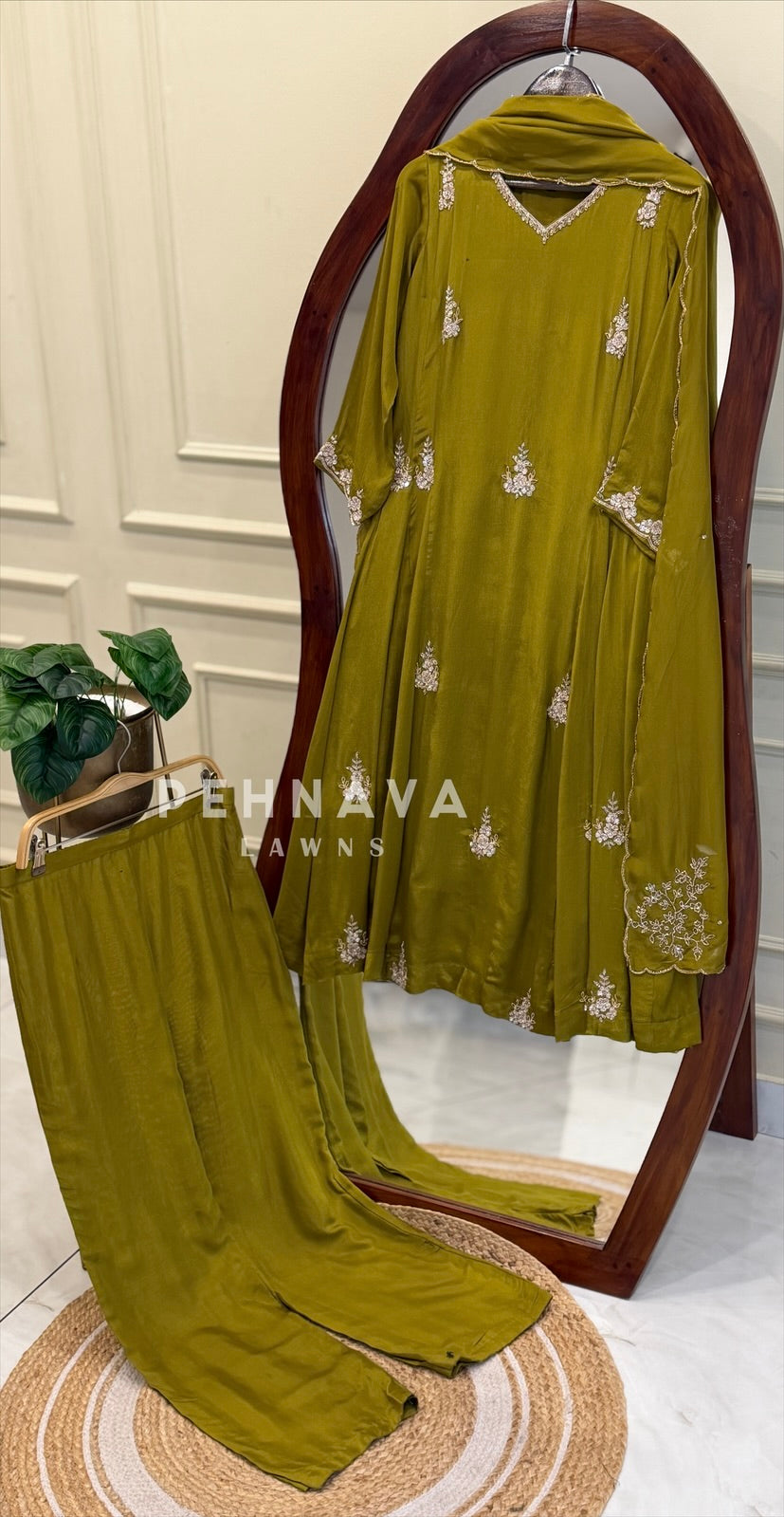 Handworked Anarkali Attire