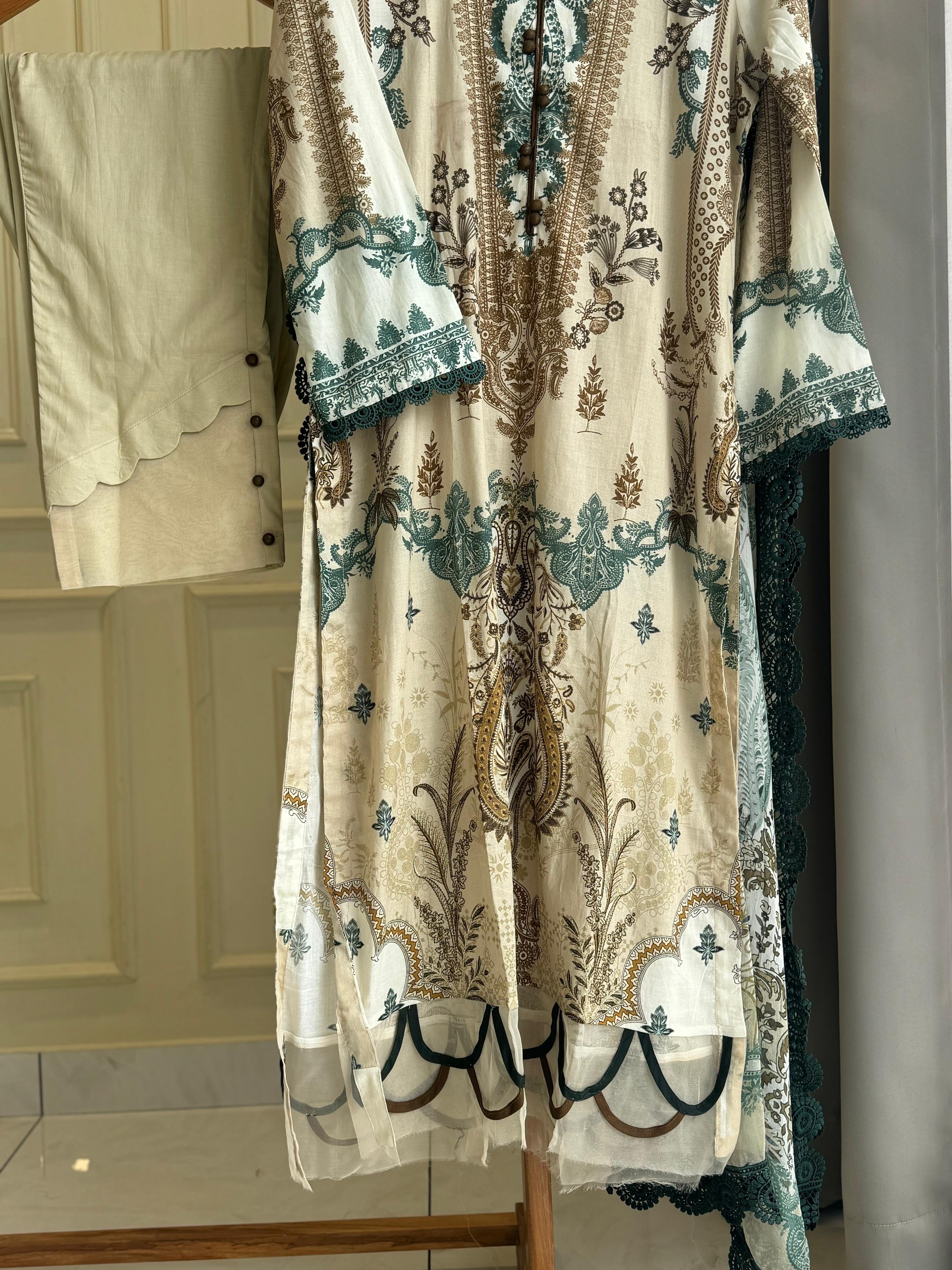 Casual Fit Lawn Suit- 08912