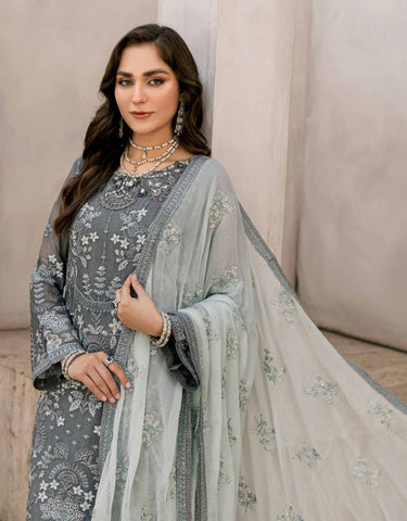 Noor’s Luxurious Embellished Chiffon Suit D1