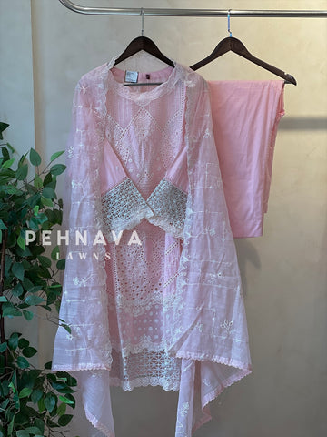 Luxurious trendy pure lawn