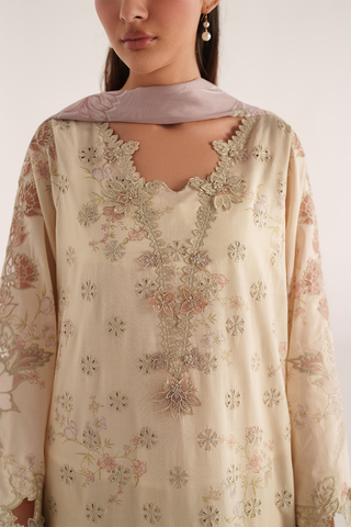 IZNIK Embroidered Printed Lawn SS-06 - Pehnava Lawns