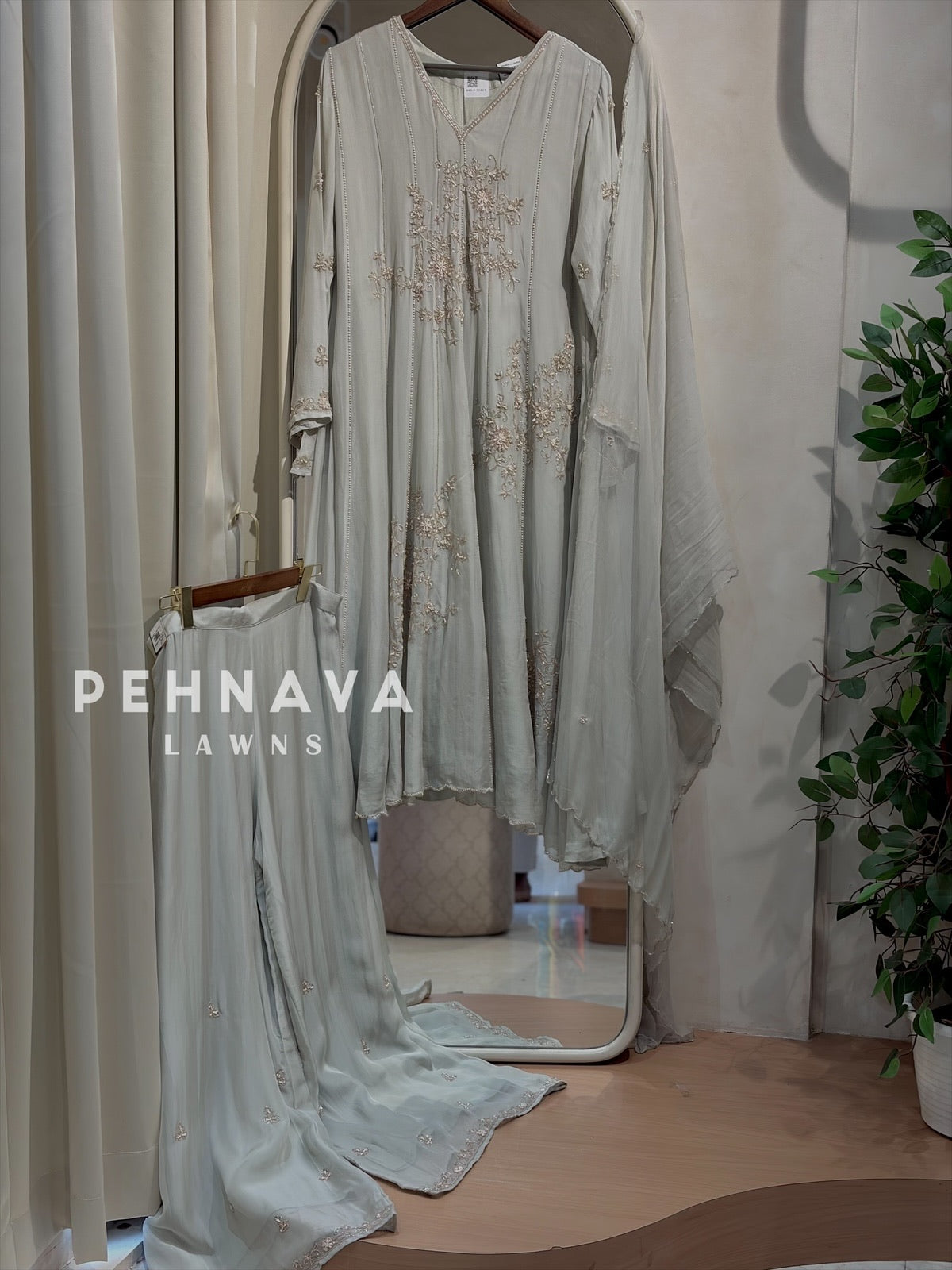 Premium  Handworked Suit-11623