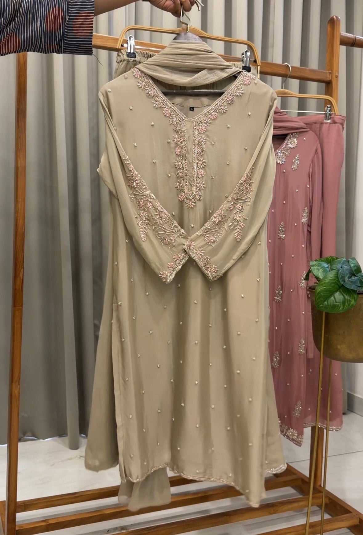 Premium Handworked Chinnon Ensemble 8802