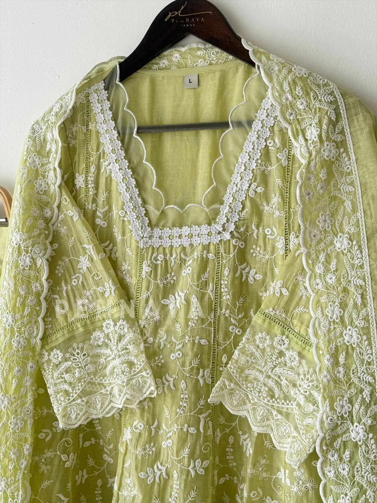 Rich Embroidered Suit - Pehnava Lawns