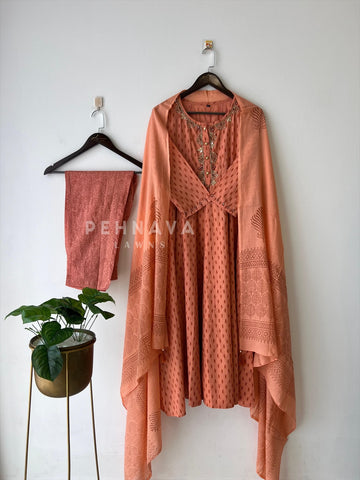 Panel Cut Cotton Suit