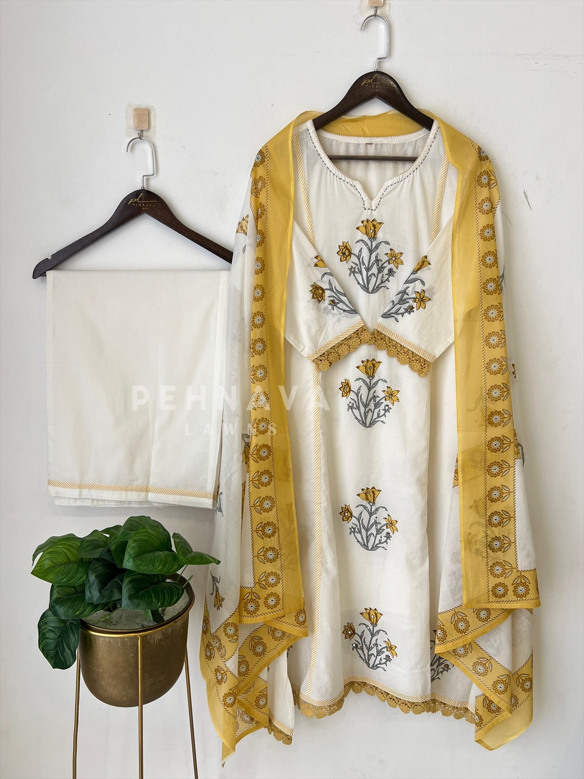 Cotton Suit with Dupatta - Pehnava Lawns