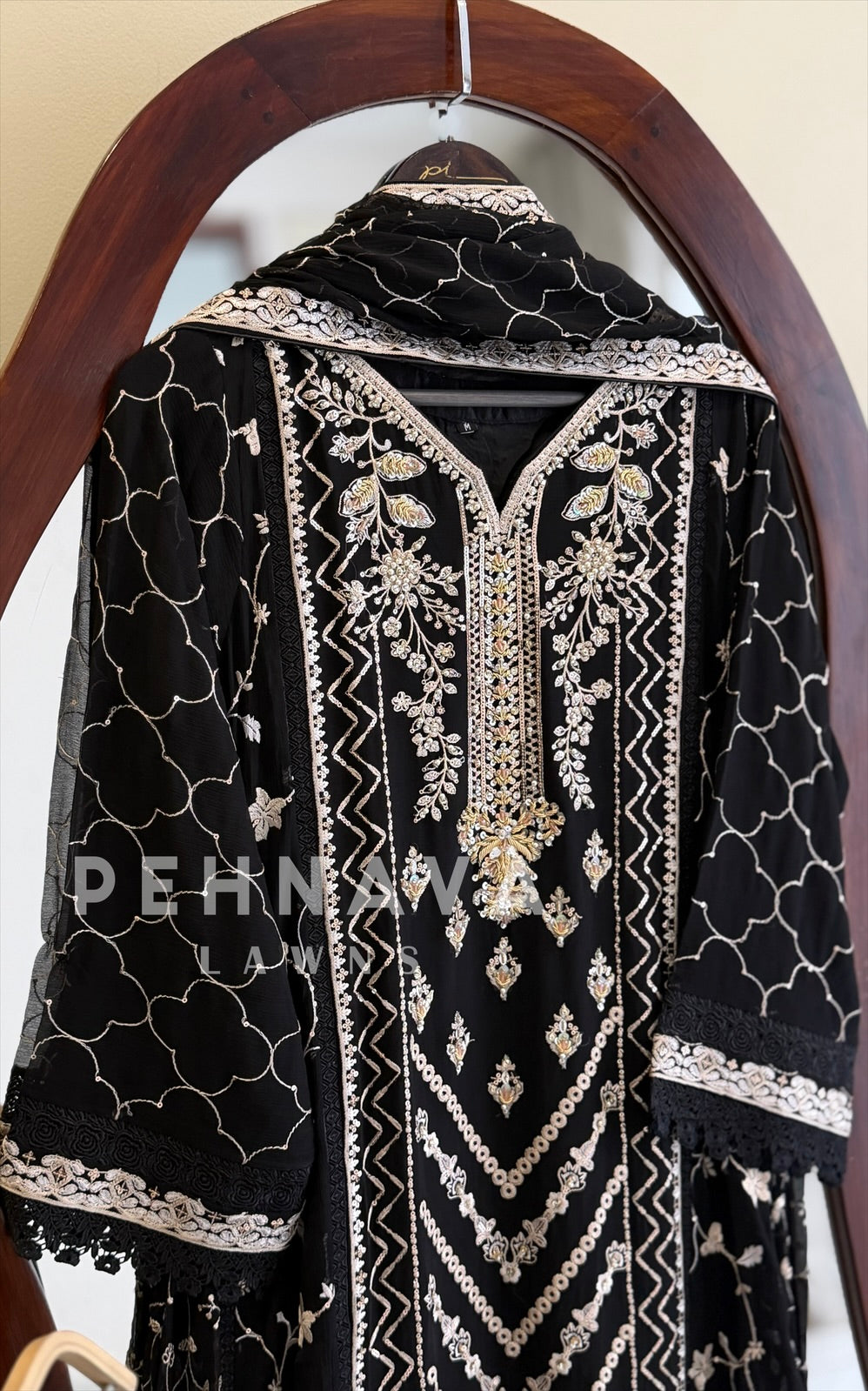 Agha Noor Formal Chiffon Ensemble