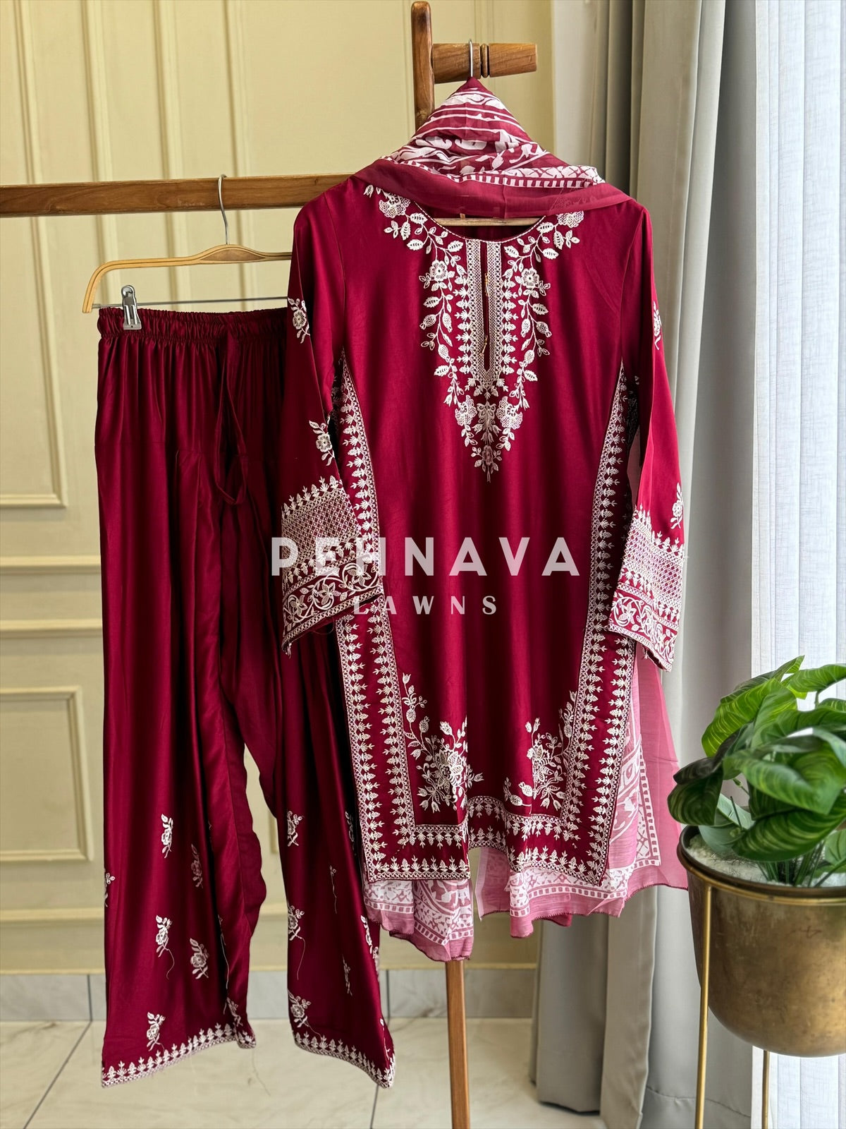 Minimal Embroidered Rayon Ethnic Set
