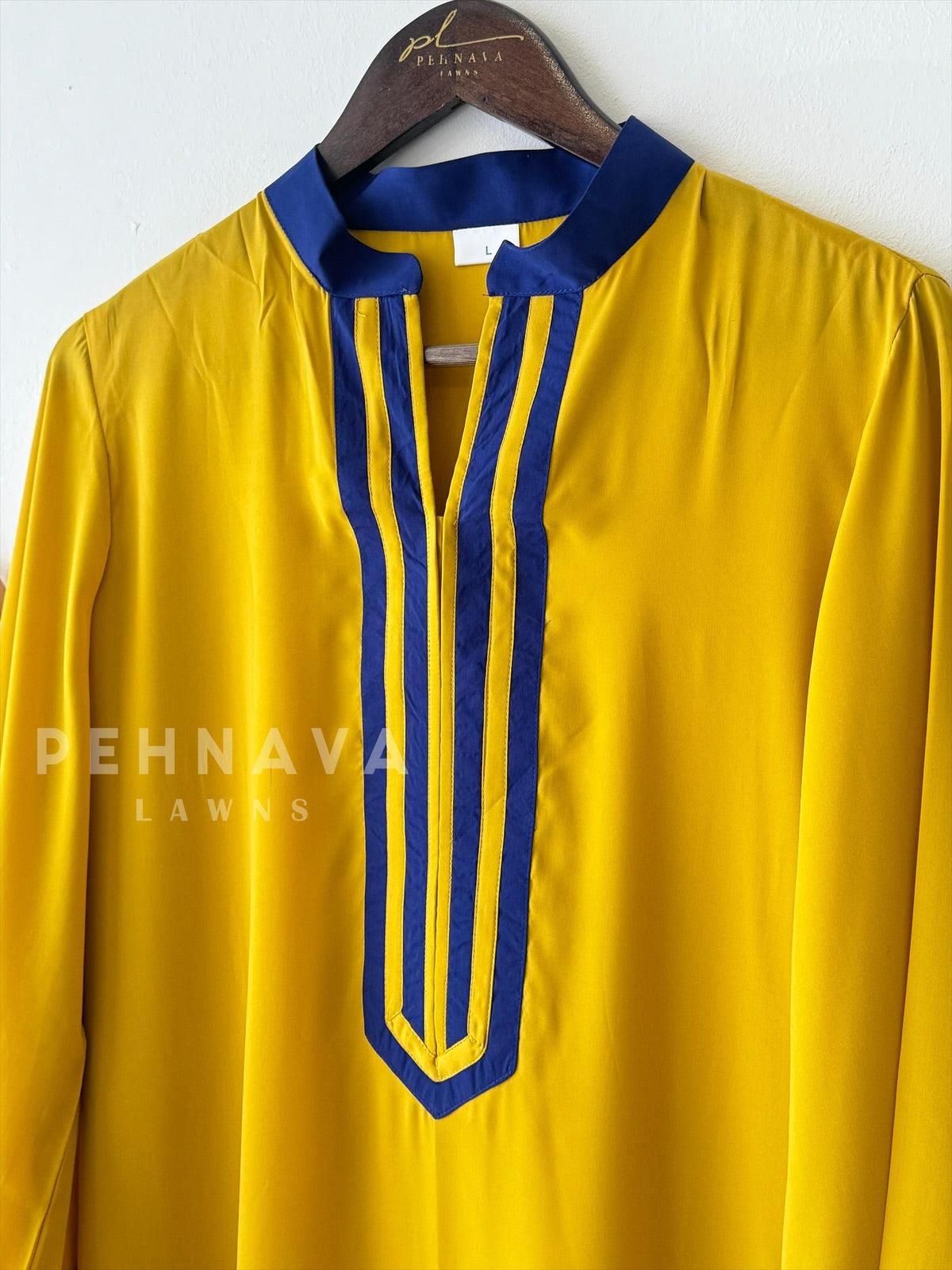 Minimal Border Suit Set 7098