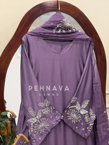 Premium Embroidered Three Piece Set-LRC321