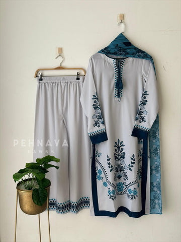 Soft Crepe Lace Suit Set J6130 - Pehnava Lawns