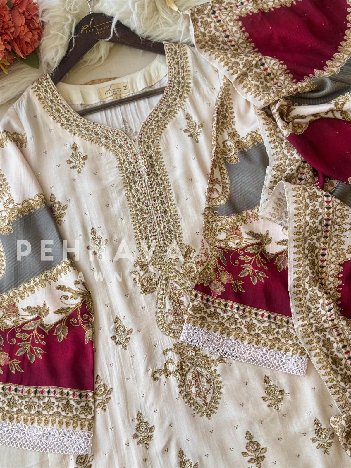 Muslin Unstitched Suit-319B - Pehnava Lawns