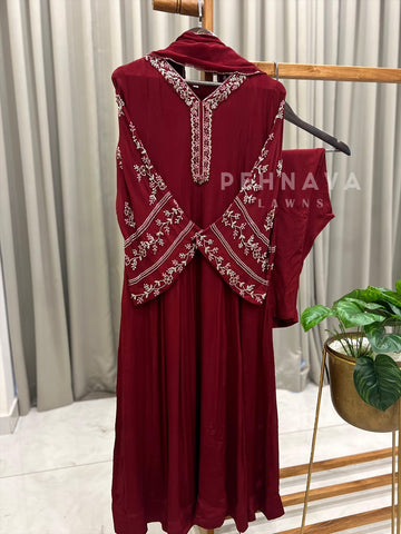 Premium Handwork Three Piece Suit